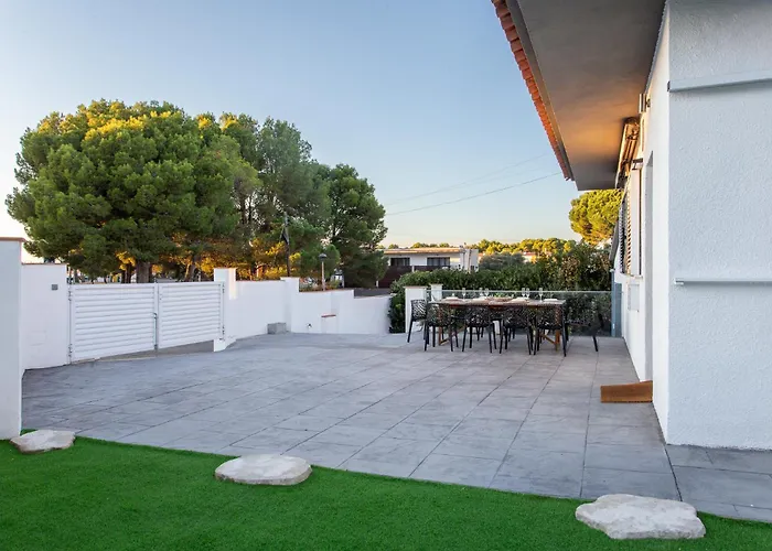 Casa Deborah בית נופש L' Escala